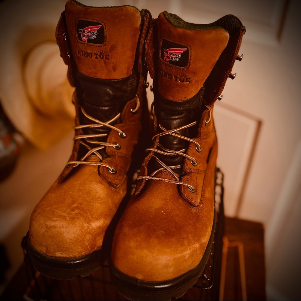 Men sz 12 Red Wing 2288 Insulated Waterproof/(Composite/Non-Metallic Safety Toe)